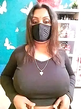 Snapshot of Riya_Sexy_Baby chatting on 01.18.25 Riya Sexy Baby online show from 01.18.25