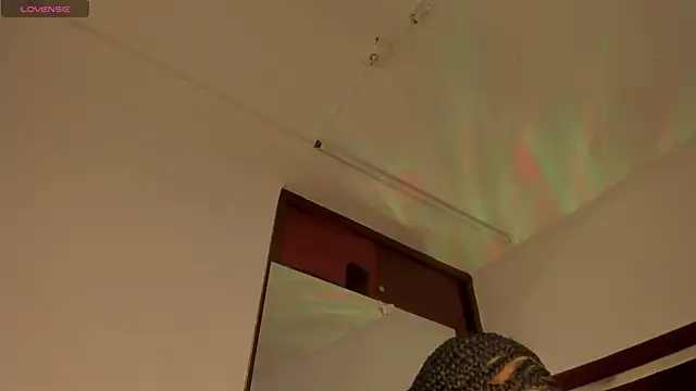 Samanntha Rose online show from 02.04.25