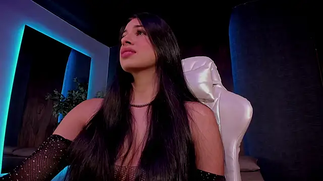 Taylor-Jonnees online show from 01.30.25