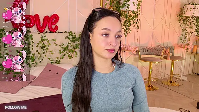 Lolly Neal online show from 03.05.25