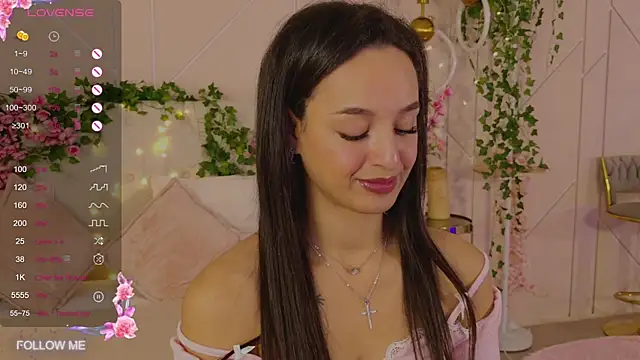 Lolly Neal online show from 10.06.25