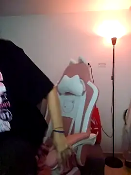 azumiichan online show from 12.03.25