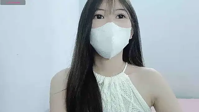 tanhxiu online show from 12.15.24