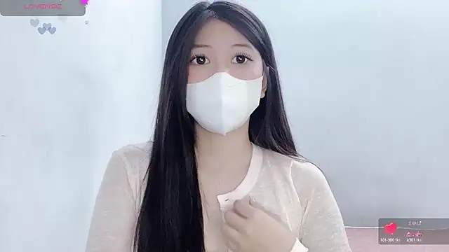 tanhxiu online show from 10.15.25