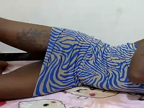 Snapshot of Sexy_kienyeji chatting on 02.09.25 Sexy kienyeji online show from 02.09.25