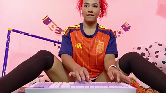 RubyRossel online show from 06.15.26