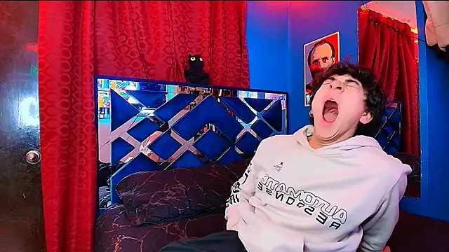 Luke Howland online show from 12.22.25