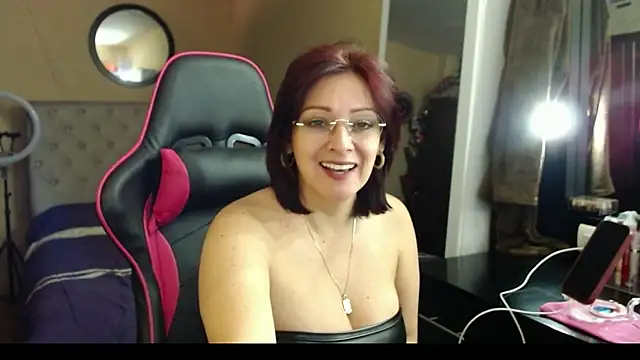 Carol Scottt online show from 03.18.25