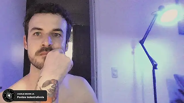 Snapshot of sexxxsutra chatting on 01.28.25 sexxxsutra online show from 01.28.25