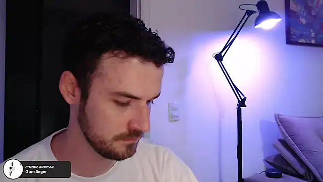 Snapshot of sexxxsutra chatting on 03.18.25 sexxxsutra online show from 03.18.25