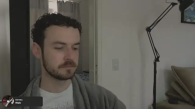 Snapshot of sexxxsutra chatting on 10.19.25 sexxxsutra online show from 10.19.25