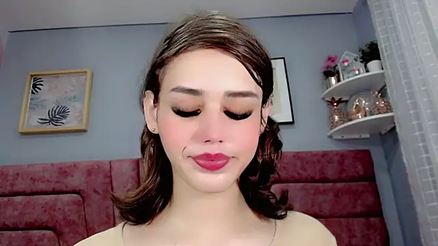 ValeriaAguilar online show from 12.16.24