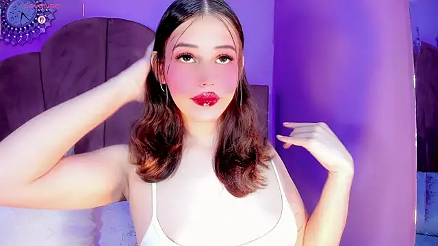 ValeriaAguilar online show from 02.21.26