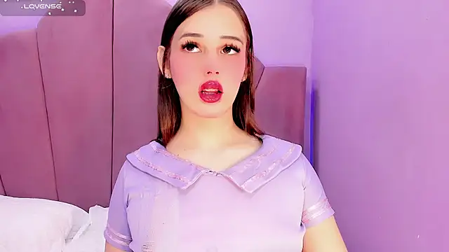ValeriaAguilar online show from 05.22.26
