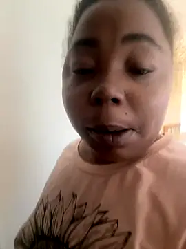 JCCaramelbarbie1 online show from 10.16.25