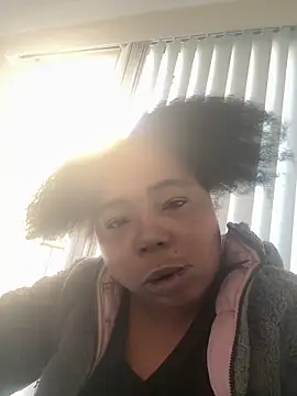 JCCaramelbarbie1 online show from 11.12.25