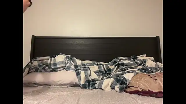 QueenLolaX online show from 10.08.25