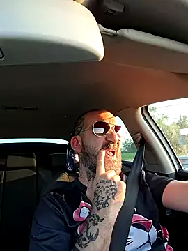 Snapshot of teddy79good chatting on 10.17.25 teddy79good online show from 10.17.25