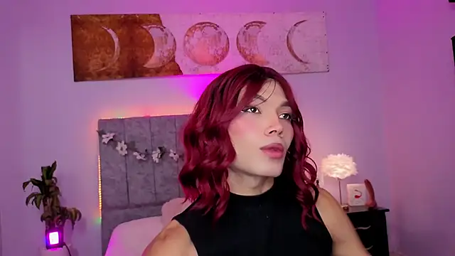 Megan Do Santos online show from 12.22.25