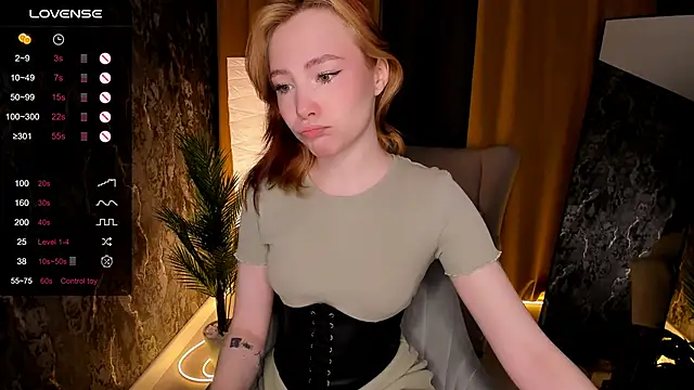 LanaBlu  online show from 02.21.25