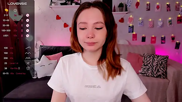 Snapshot of LanaBlu_ chatting on 01.18.26 LanaBlu online show from 01.18.26