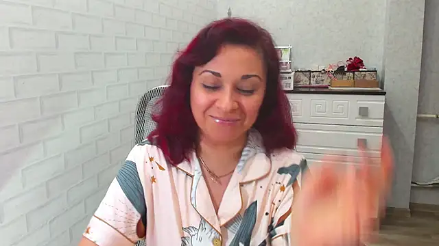 TeasyLana online show from 01.20.25