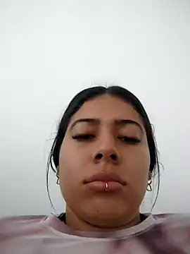 Snapshot of caro_sweett chatting on 12.15.24 caro sweett online show from 12.15.24