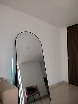 caro sweett online show from 02.04.26