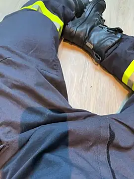 Snapshot of dickshome chatting on 03.19.26 dickshome online show from 03.19.26