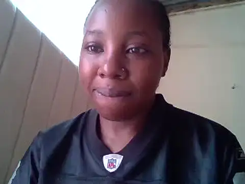 Queen loveer online show from 03.15.25