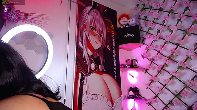 Snapshot of bombom_6 chatting on 10.31.25 bombom 6 online show from 10.31.25