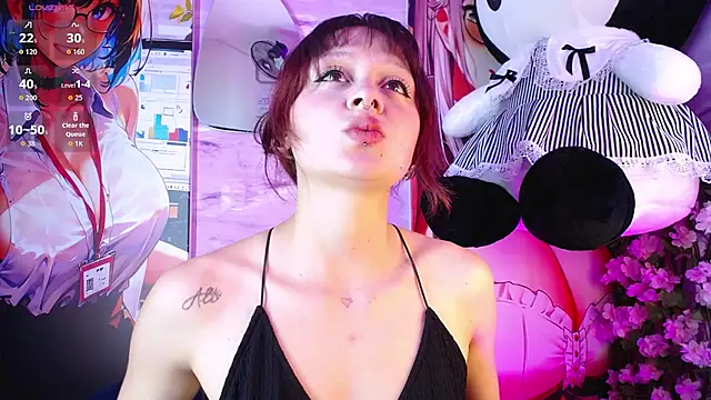 Snapshot of bombom_6 chatting on 11.20.25 bombom 6 online show from 11.20.25