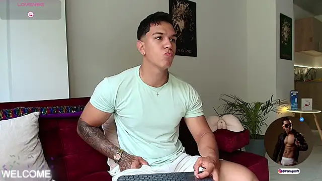 Taylor John online show from 10.15.25