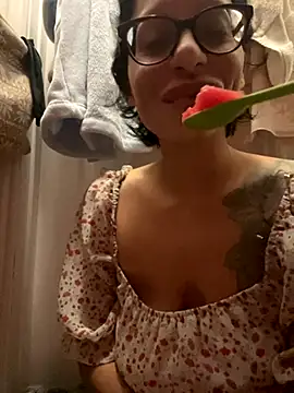 myloveforyouu online show from 11.22.25