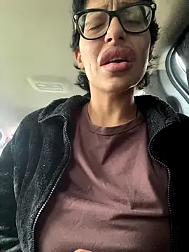 myloveforyouu online show from 11.23.25