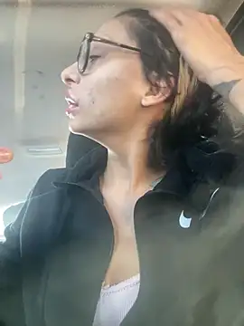 myloveforyouu online show from 12.21.25