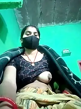 Snapshot of HOTBABITARAJ chatting on 12.31.24 HOTBABITARAJ online show from 12.31.24