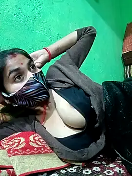 Snapshot of HOTBABITARAJ chatting on 01.06.25 HOTBABITARAJ online show from 01.06.25