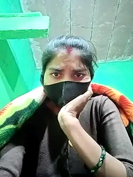 Snapshot of HOTBABITARAJ chatting on 01.15.25 HOTBABITARAJ online show from 01.15.25