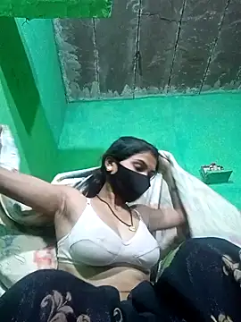 Snapshot of HOTBABITARAJ chatting on 02.12.25 HOTBABITARAJ online show from 02.12.25