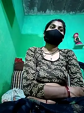 Snapshot of HOTBABITARAJ chatting on 02.22.25 HOTBABITARAJ online show from 02.22.25