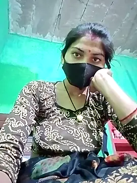 Snapshot of HOTBABITARAJ chatting on 02.22.25 HOTBABITARAJ online show from 02.22.25