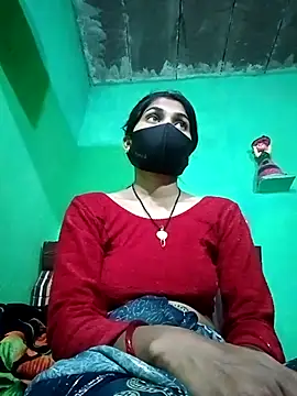 Snapshot of HOTBABITARAJ chatting on 02.24.25 HOTBABITARAJ online show from 02.24.25