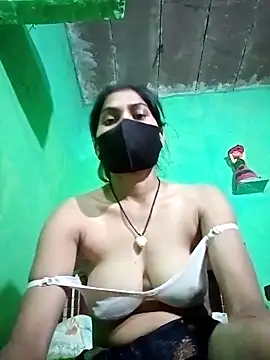 Snapshot of HOTBABITARAJ chatting on 02.27.25 HOTBABITARAJ online show from 02.27.25