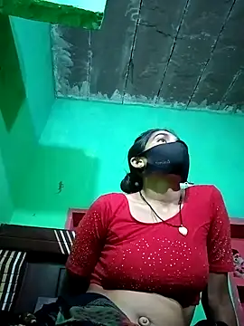 Snapshot of HOTBABITARAJ chatting on 03.15.25 HOTBABITARAJ online show from 03.15.25