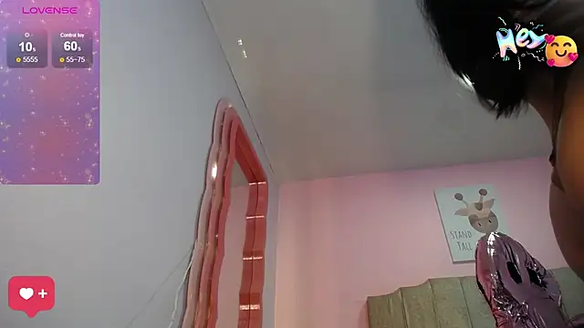 Snapshot of lizzyluk_ch chatting on 02.11.25 lizzyluk ch online show from 02.11.25