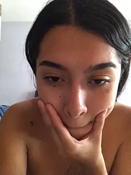 Snapshot of SweetLatiin_ chatting on 02.09.25 SweetLatiin online show from 02.09.25