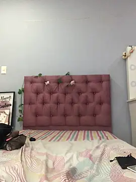 Snapshot of SweetLatiin_ chatting on 03.05.25 SweetLatiin online show from 03.05.25