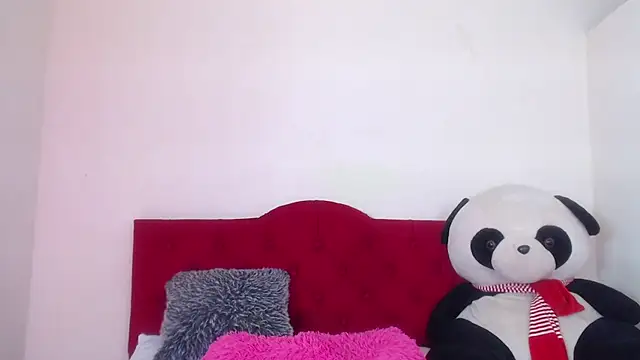 Luluu 08 online show from 02.21.25