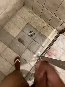 Snapshot of gomespauz chatting on 02.17.26 gomespauz online show from 02.17.26